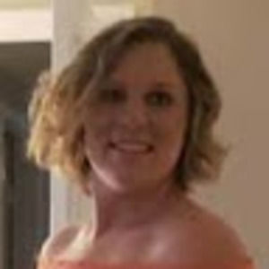 Meet your Posher, Monique